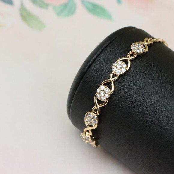 "Elegant Rose Gold Plated Bracelet with Crystal Accents, XPAB0700 - Picture 7 of 12